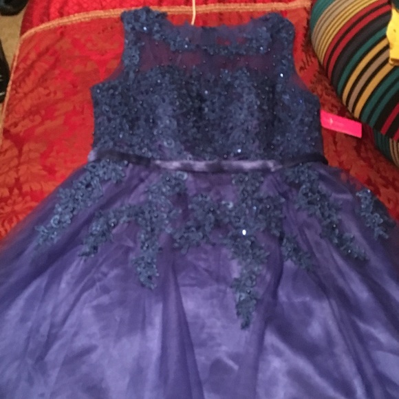 Dresses & Skirts - Formal dress Dresses & Skirts - Formal dress